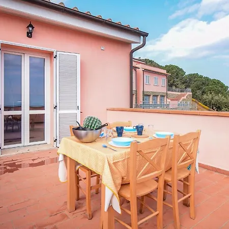 Pet Friendly In With House Sea View بيت للعطل