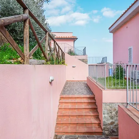 Pet Friendly In With House Sea View بيت للعطل
